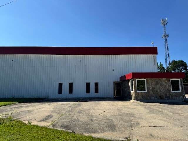 637 State Rd, Cheraw, SC à vendre - Photo du bâtiment - Image 3 de 41