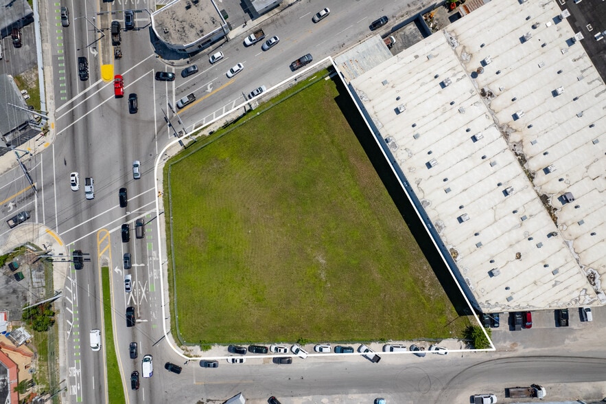 NWC 22nd Ave & Ali Baba Ave, Opa Locka, FL à vendre - Photo du bâtiment - Image 2 de 10