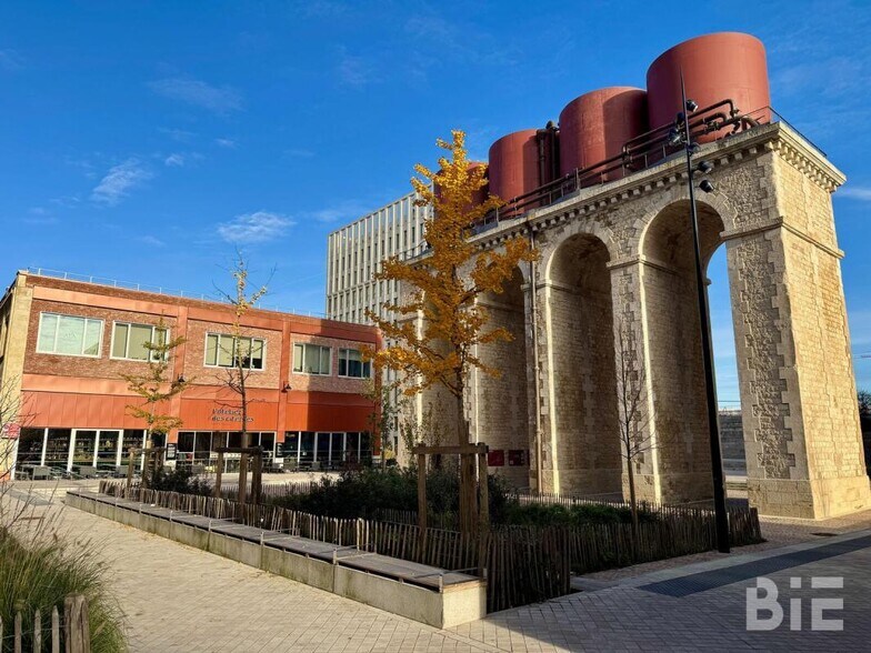 51 Rue De La Compagnie Du Midi, Bordeaux for lease - Building Photo - Image 3 of 11