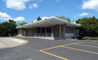 Plus de détails pour 1909 E Fayette St, Syracuse, NY - Commerce de détail à vendre