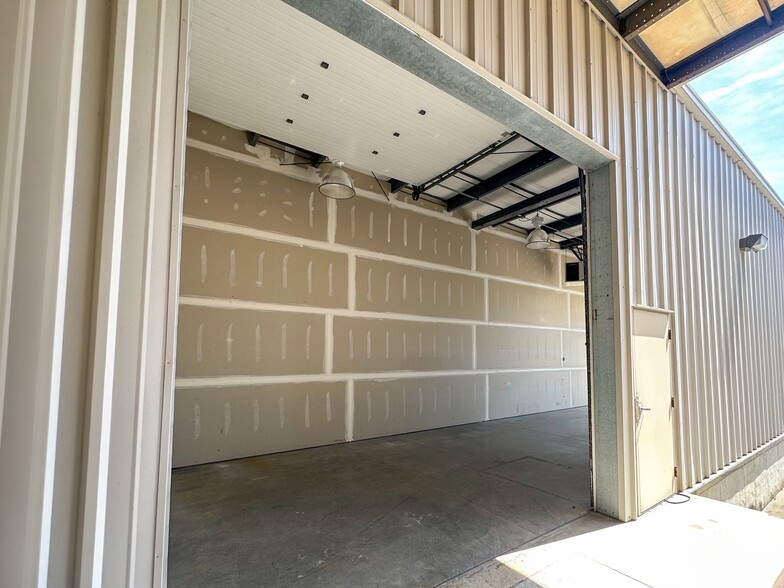 1913 N Wayne St, Angola, IN for lease - Building Photo - Image 3 of 8
