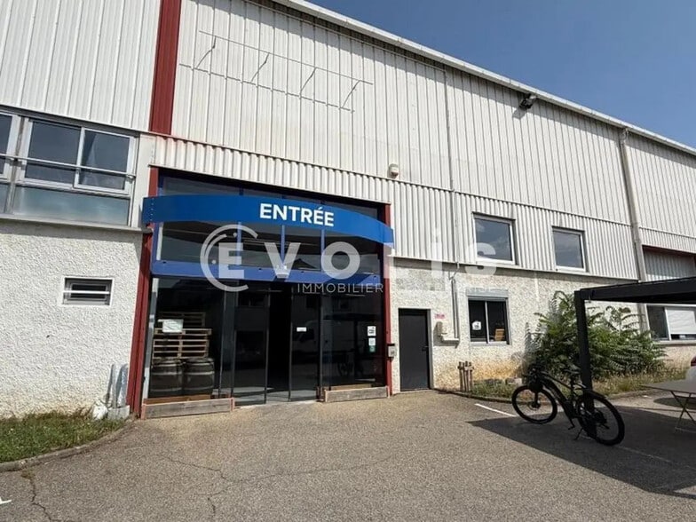 17 Rue De Gerland, Lyon à louer - Photo du bâtiment - Image 2 de 15