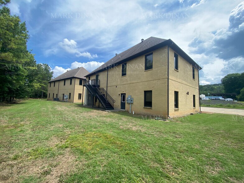 200 Village Dr, Pelham, AL for sale - Building Photo - Image 3 of 20