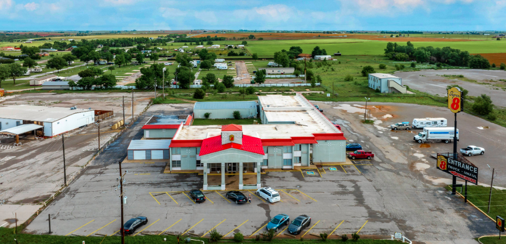 2801 E Highway 66, Elk City, OK à vendre - Photo du b timent - Image 3 de 22