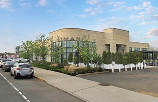 More details for 1043 Northern Blvd, Roslyn, NY - Retail for Sale