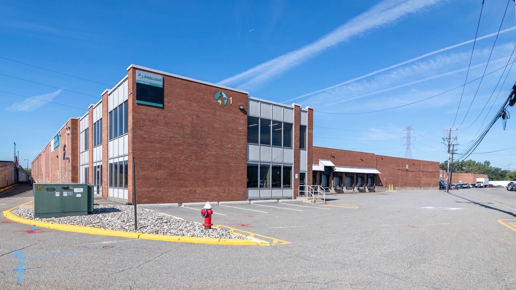 1 Castle Rd, Secaucus, NJ à louer Photo du bâtiment- Image 1 de 8