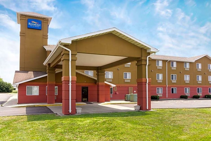 8110 Troy Pike, Dayton, OH for sale - Building Photo - Image 1 of 6