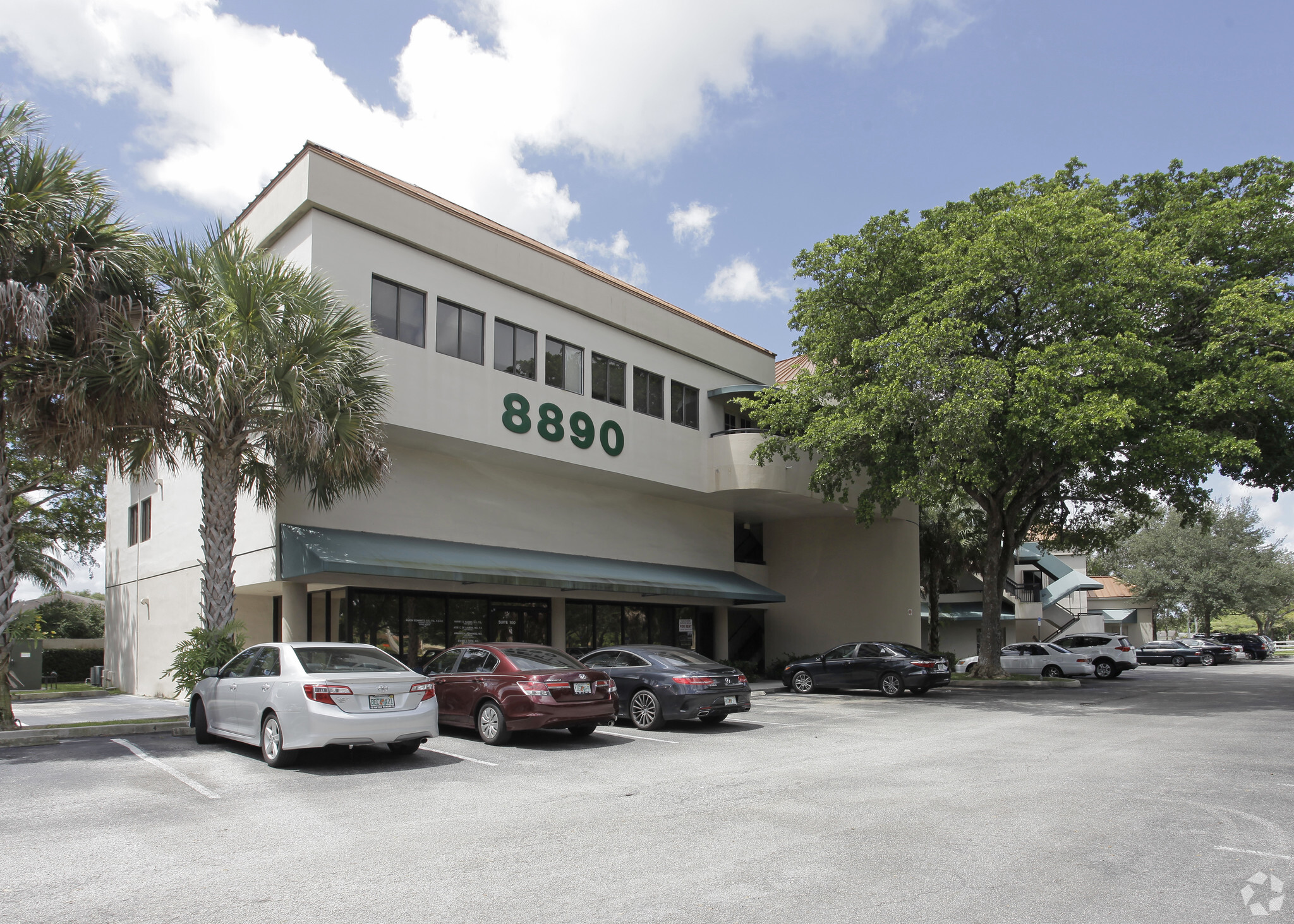 8890 W Oakland Park Blvd, Sunrise, FL for lease Building Photo- Image 1 of 16