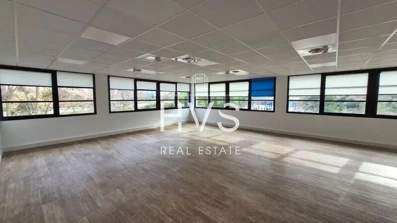 Office in Aix-en-Provence for lease - Interior Photo - Image 2 of 10