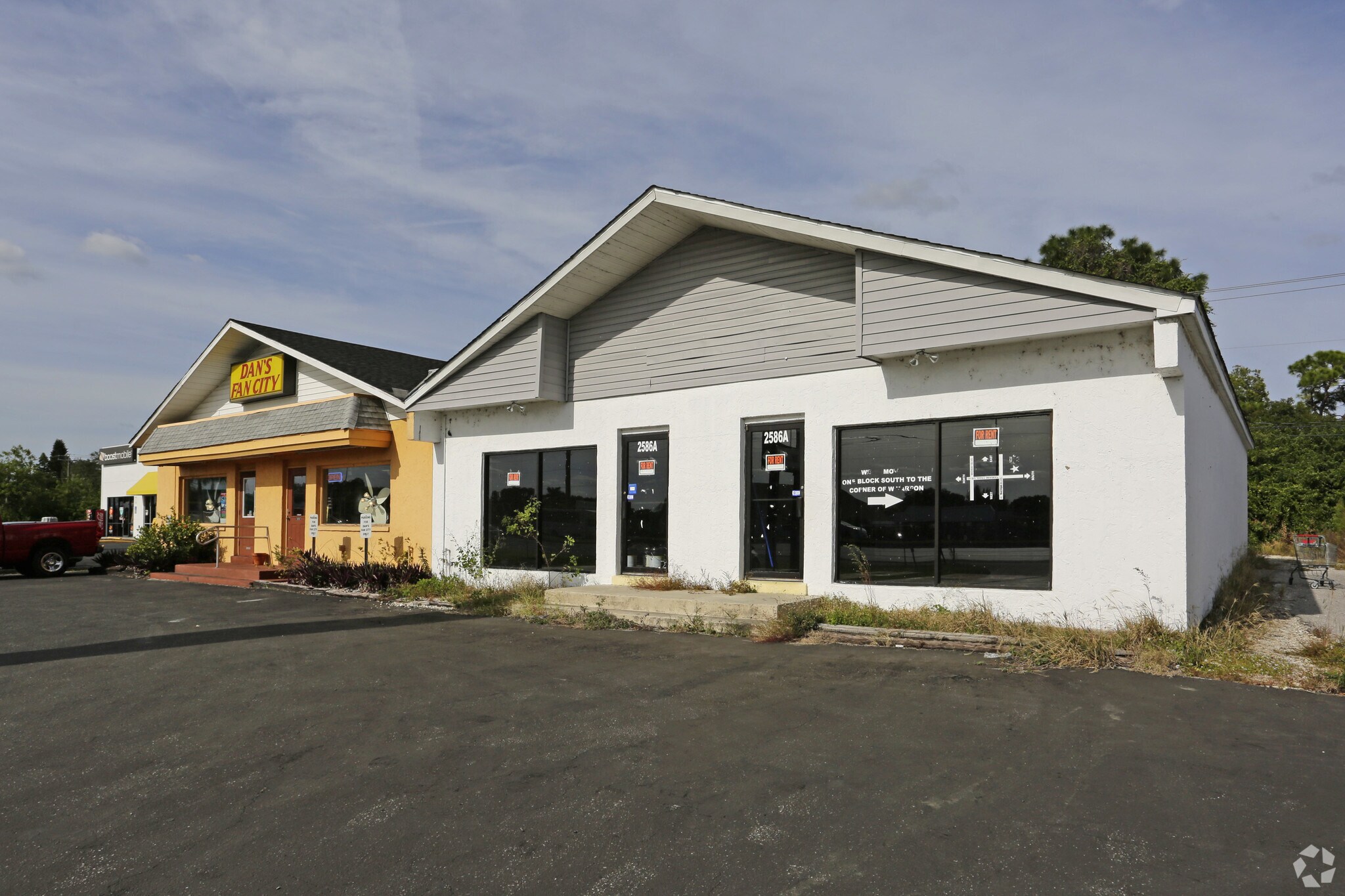 2586 Tamiami Trl, Port Charlotte, FL à louer Photo du bâtiment- Image 1 de 2