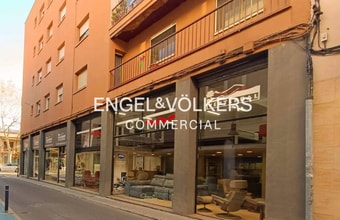 Retail in Vilanova i la Geltrú, Barcelona for lease Interior Photo- Image 2 of 5
