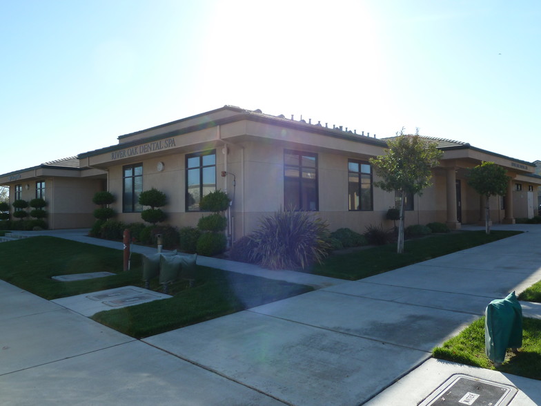 1473 E G St, Oakdale, CA for lease - Primary Photo - Image 1 of 7