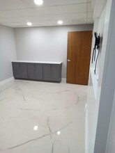 1802 Robin Hood Blvd, Schererville, IN à louer Photo intérieure- Image 2 de 5