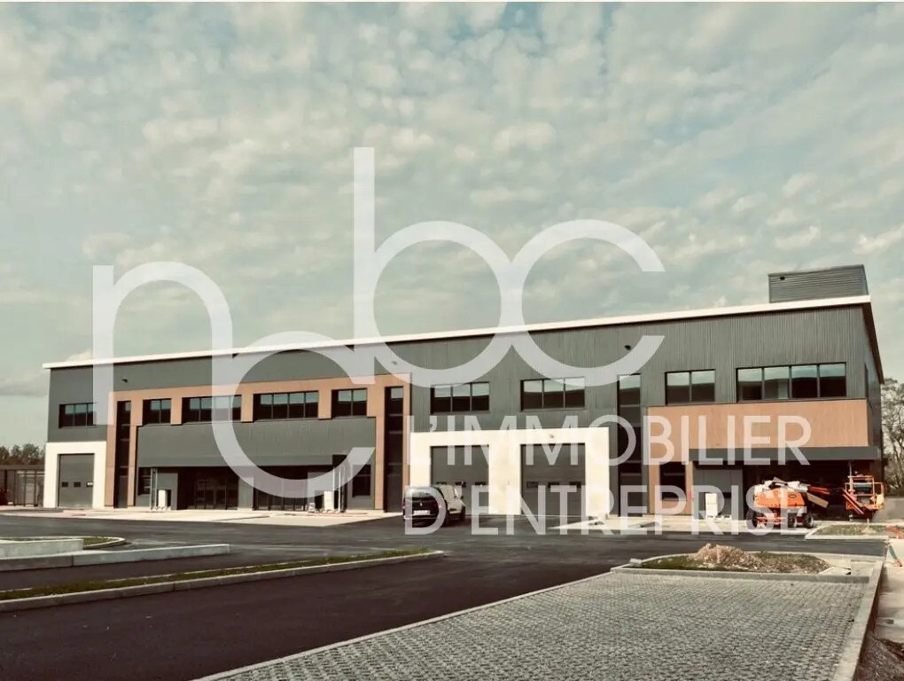 Flex in Saint-Priest for lease Building Photo- Image 1 of 35