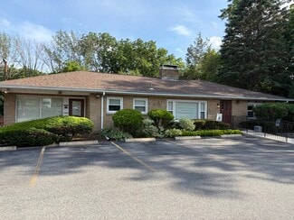 More details for 688 Frenchtown Rd, East Greenwich, RI - Office for Sale