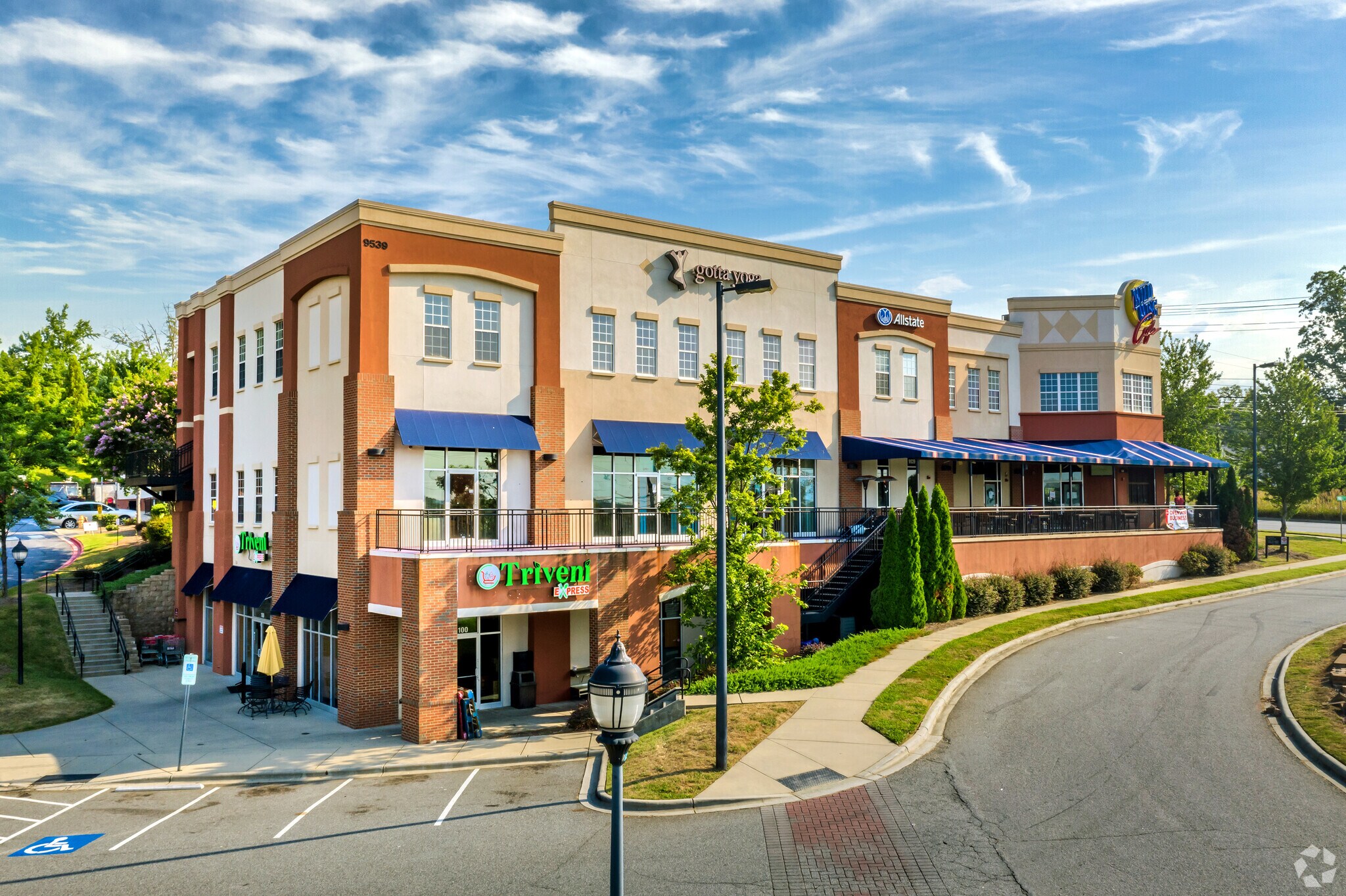 9539 Pinnacle Dr, Charlotte, NC à vendre Photo du bâtiment- Image 1 de 1