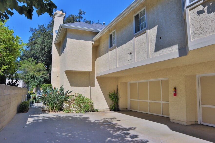 154 Diamond St, Arcadia, CA for sale - Building Photo - Image 2 of 4