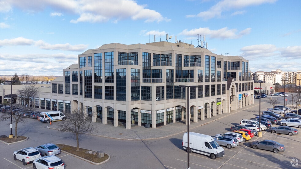 1600 Steeles Ave W, Vaughan, ON à louer - Photo du bâtiment - Image 3 de 7