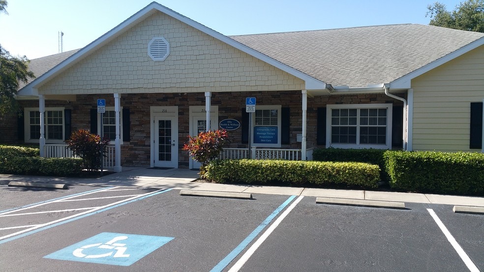 214 Pasadena Ave S, Saint Petersburg, FL for lease - Building Photo - Image 1 of 12