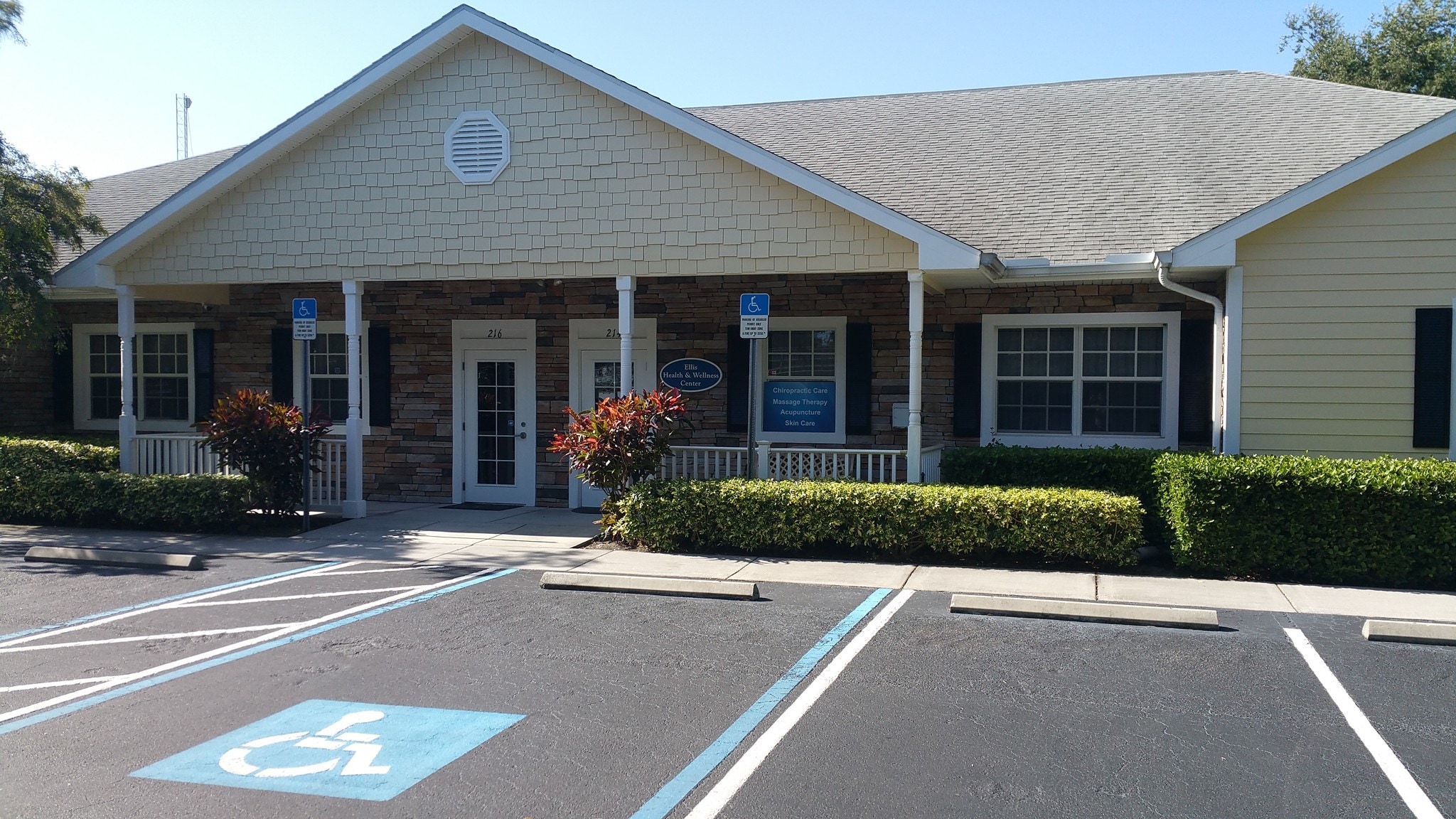 214 Pasadena Ave S, Saint Petersburg, FL for lease Building Photo- Image 1 of 13