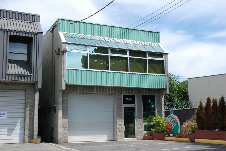 1560 Richmond St, North Vancouver, BC à vendre - Photo du bâtiment - Image 1 de 1