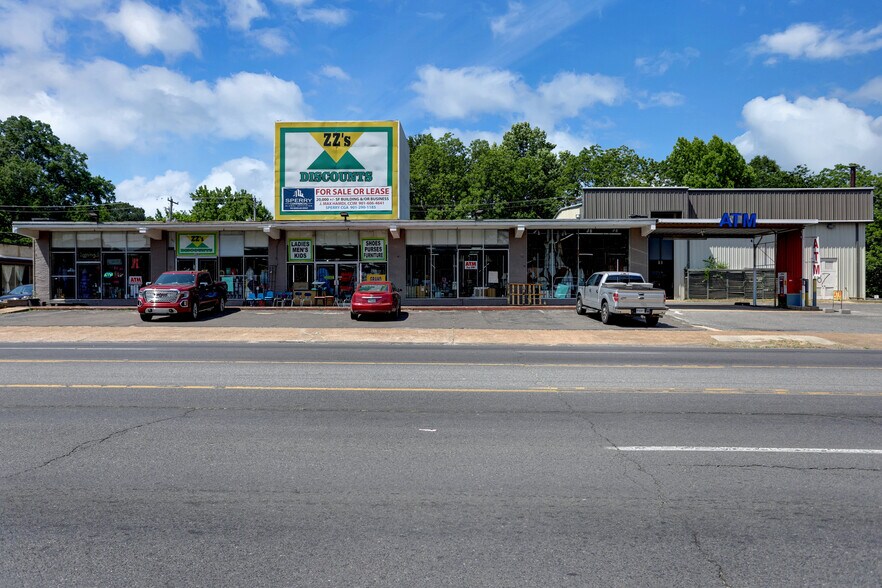 3574-3580 Park Ave, Memphis, TN à louer - Photo du bâtiment - Image 1 de 10