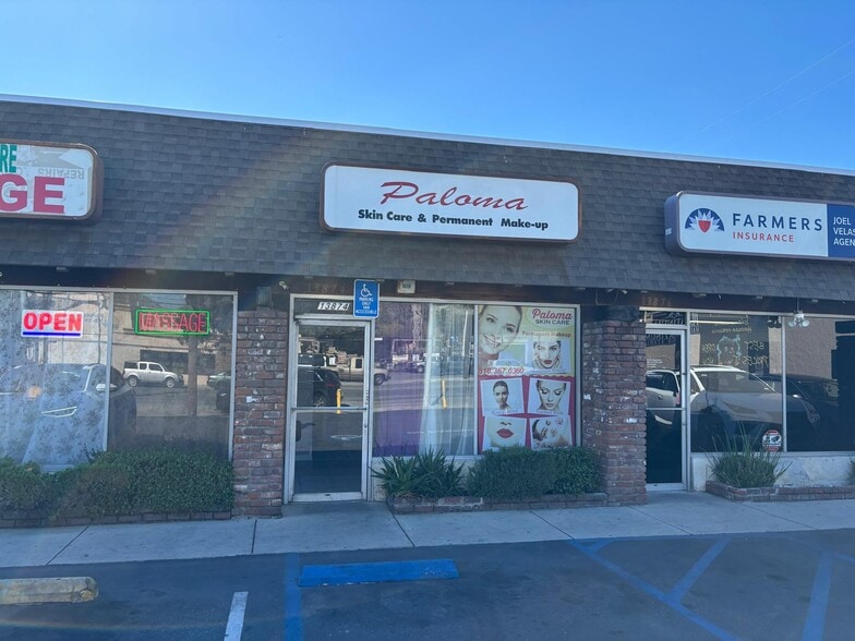 13872-13880 Foothill Blvd, Sylmar, CA for lease - Building Photo - Image 2 of 5