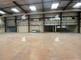 Plus de détails pour 35 Rue Francis Combe, Cergy - Local d'activités à louer