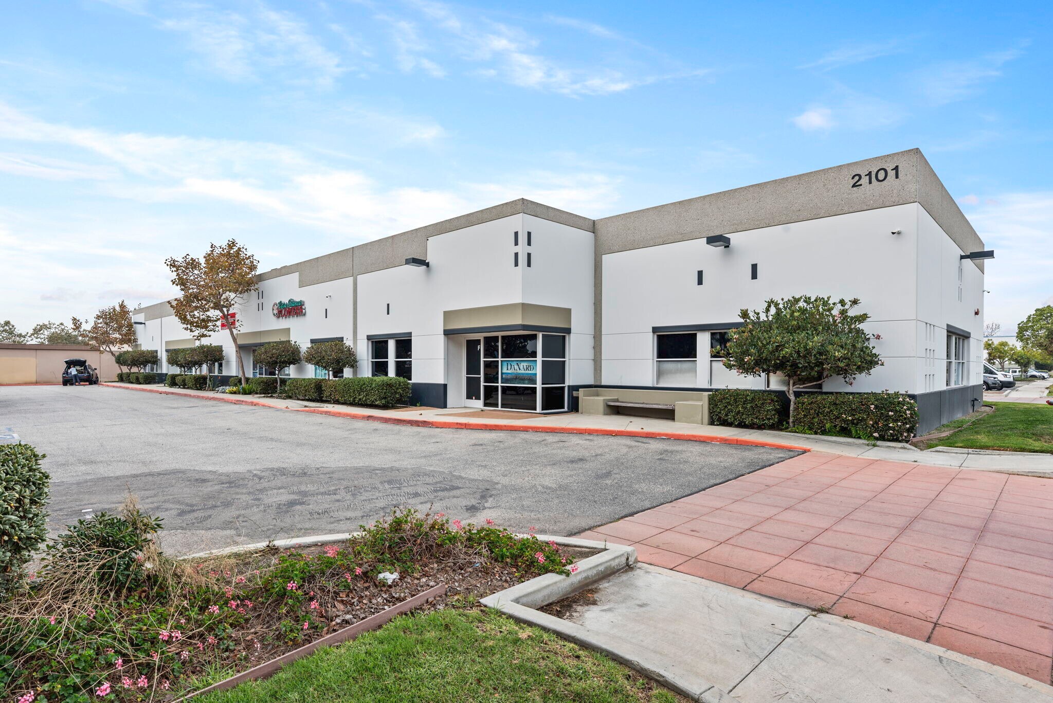 2101 S Rose Ave, Oxnard, CA for sale Building Photo- Image 1 of 8