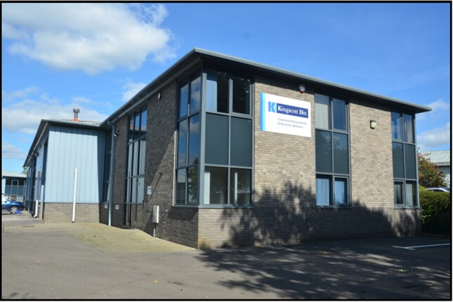 Stella Way, Bishops Cleeve à louer - Photo du bâtiment - Image 2 de 2