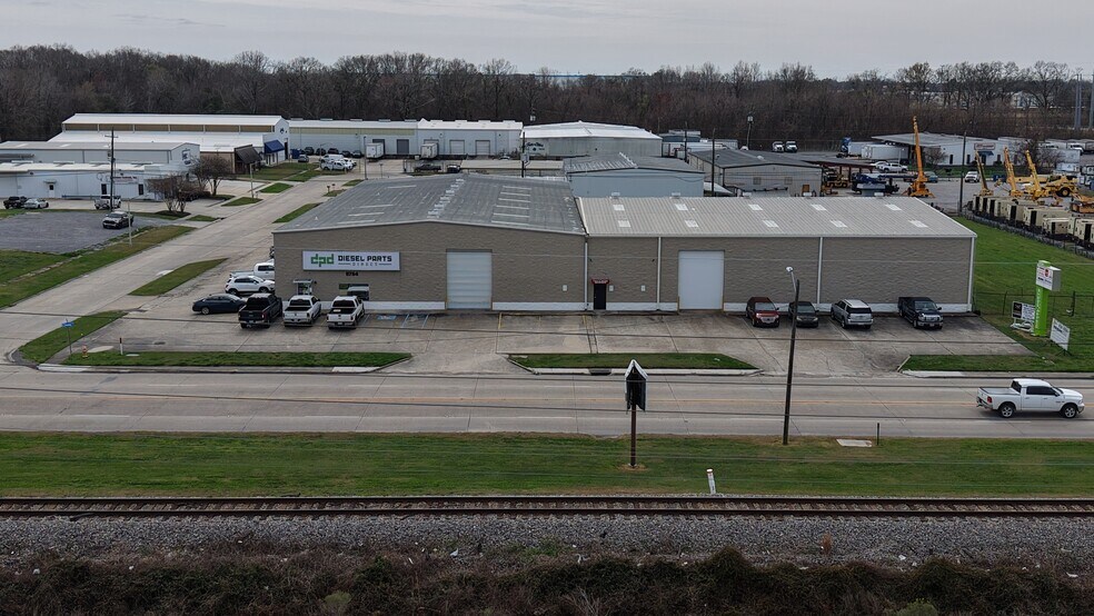 8784 S Choctaw Dr, Baton Rouge, LA à louer - Photo du bâtiment - Image 2 de 23