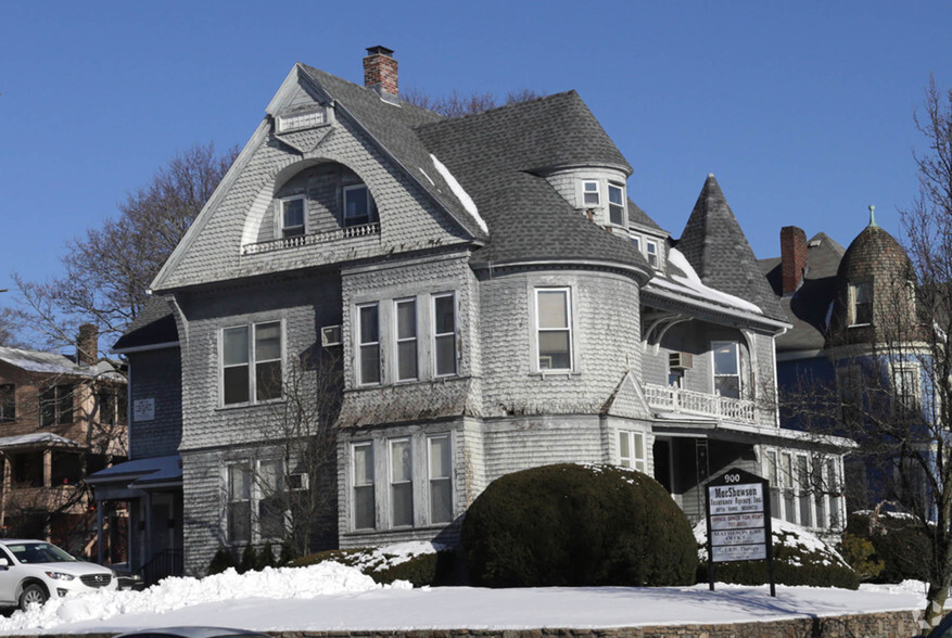 900 Main St, Worcester, MA for sale - Primary Photo - Image 1 of 1