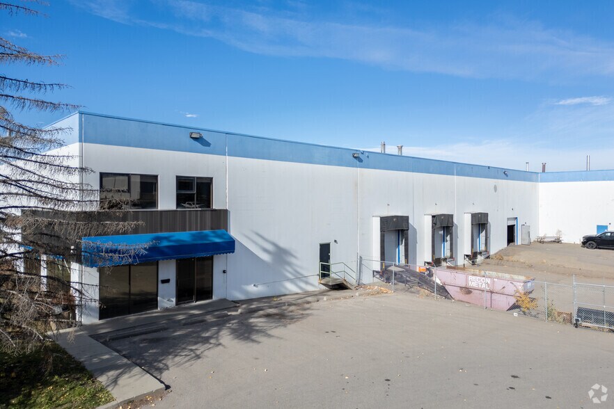 5050 Skyline Way NE, Calgary, AB for sale - Primary Photo - Image 1 of 1