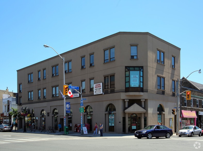 659-671 Danforth Av, Toronto, ON for lease - Primary Photo - Image 2 of 5