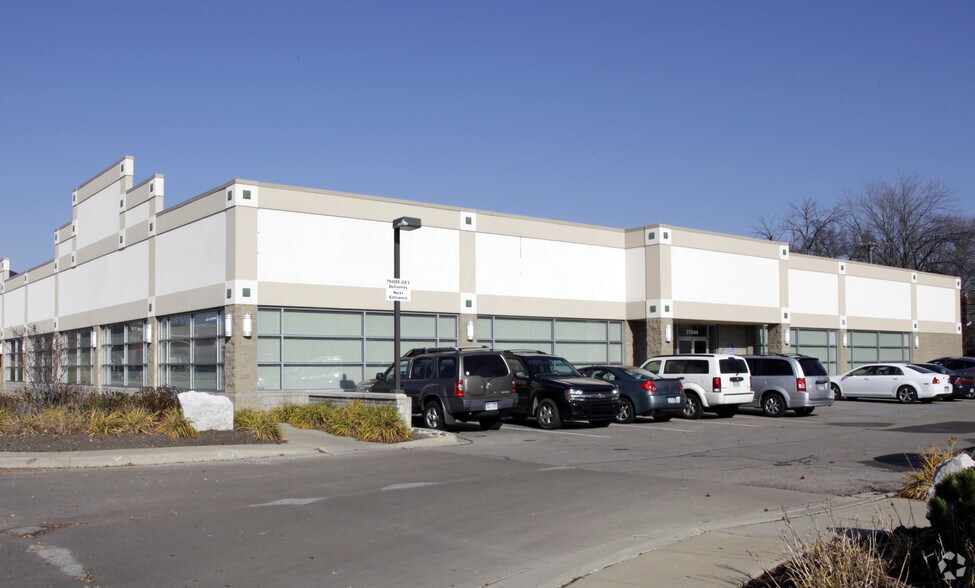 27844-27958 Woodward Ave, Royal Oak, MI for lease - Building Photo - Image 2 of 6
