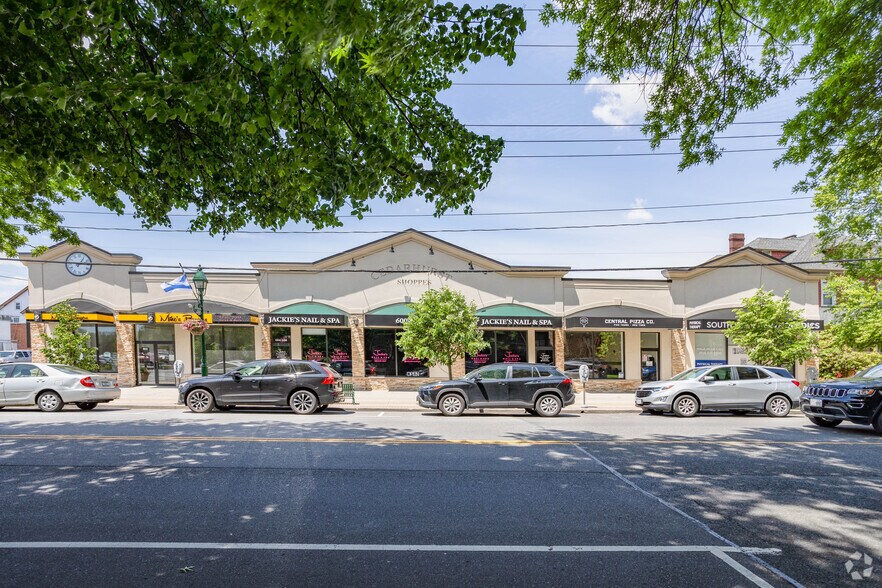 600-610 Central Ave, Cedarhurst, NY à louer - Photo du bâtiment - Image 3 de 5