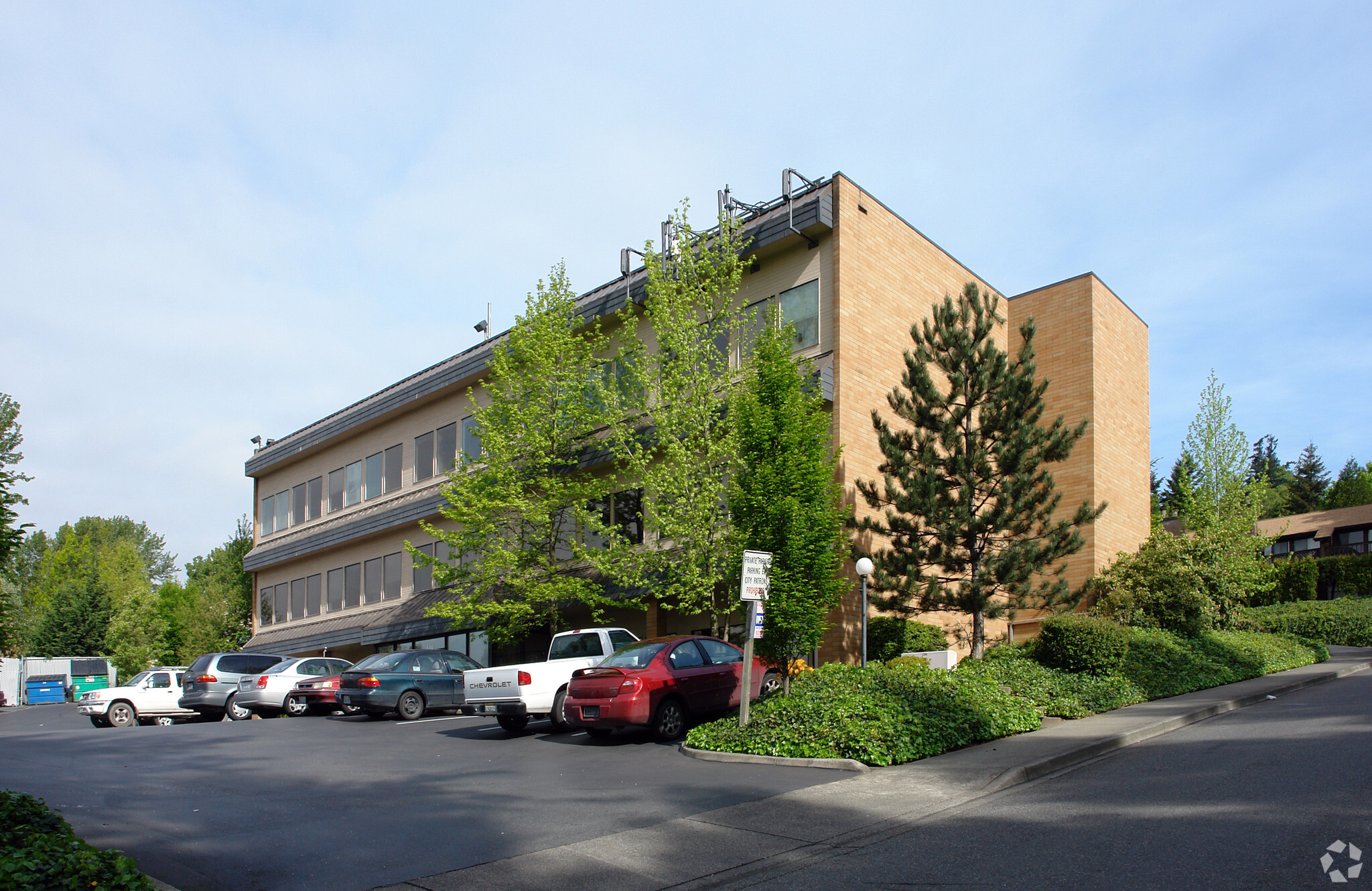 6100 Southcenter Blvd, Tukwila, WA for sale Primary Photo- Image 1 of 5