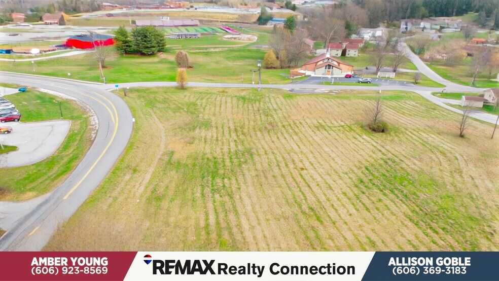 Meadowbrook Ln, Louisa, KY à vendre - Vidéo sur l’inscription commerciale - Image 2 de 29