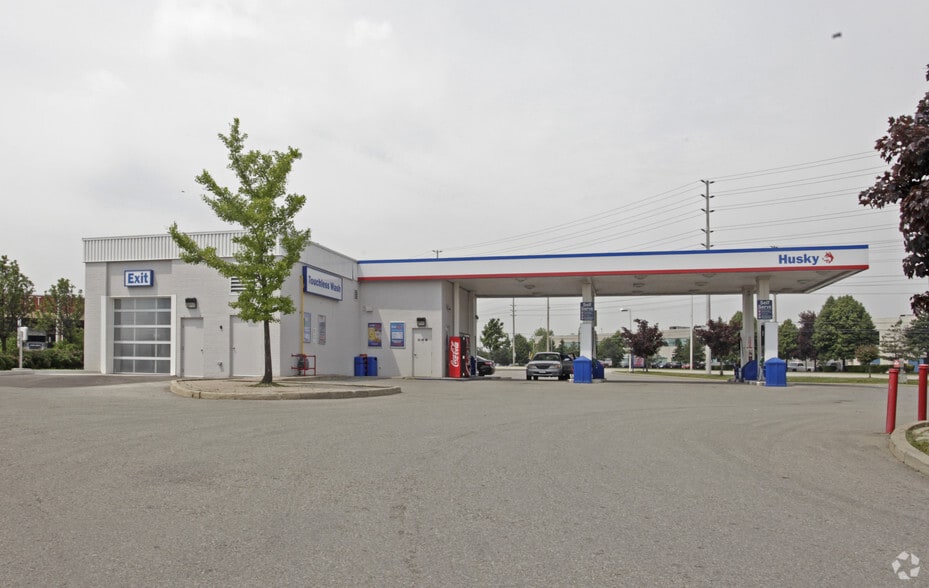 1700 Derry Rd, Mississauga, ON for sale - Primary Photo - Image 1 of 1
