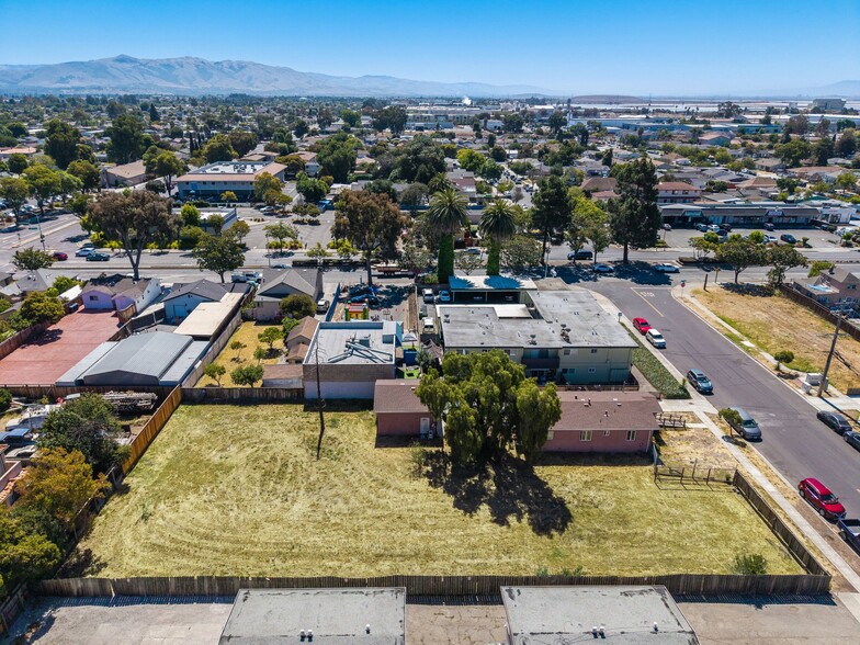 36952 Mulberry St, Newark, CA for sale - Aerial - Image 2 of 4