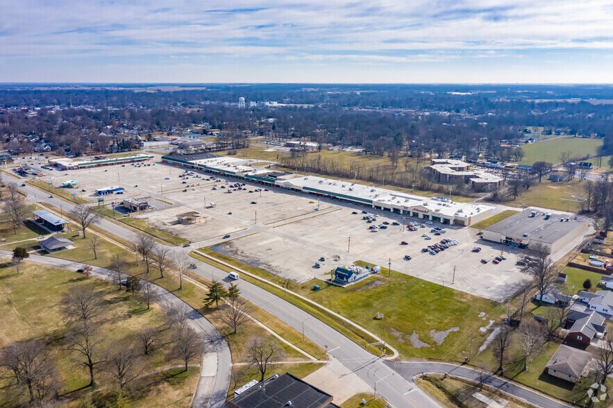 1000 W Broadway, Centralia, IL à louer - Aérien - Image 3 de 27