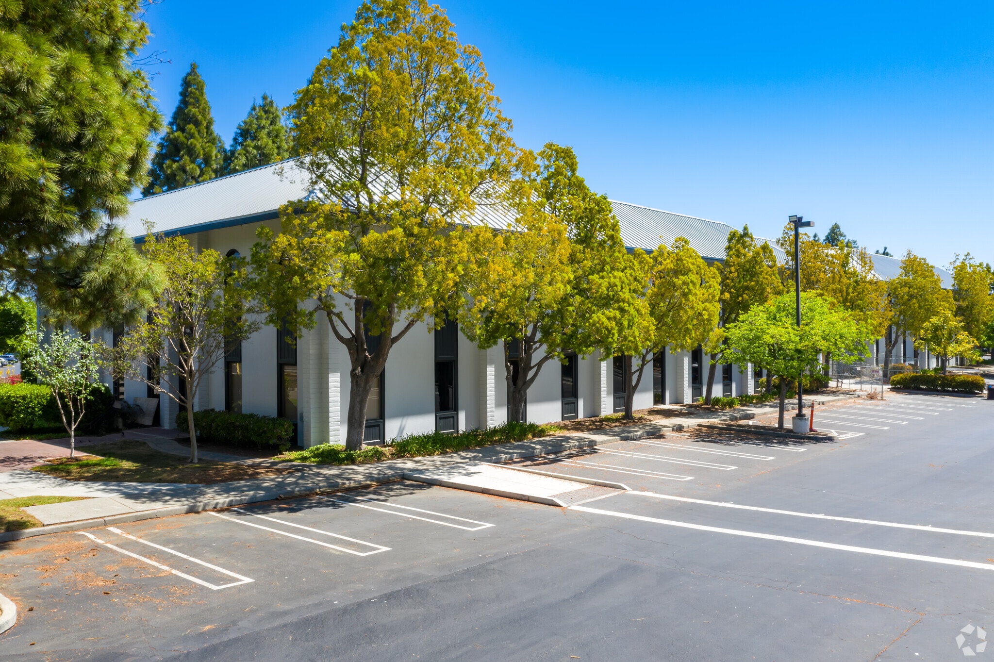170-180 Knowles Dr, Los Gatos, CA for lease Building Photo- Image 1 of 9