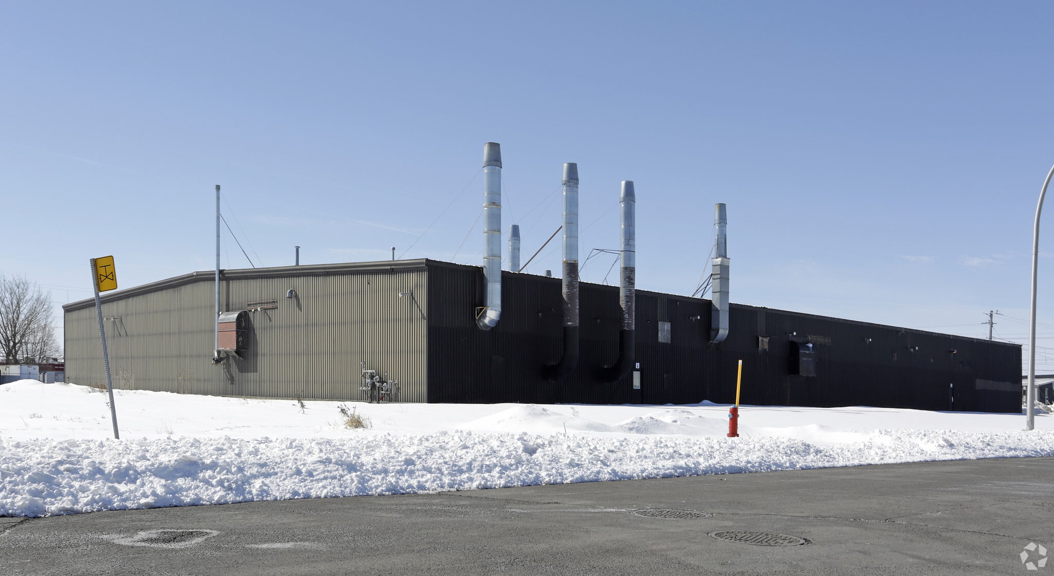 715-721 Rd Grand-Bernier, St-Jean-sur-Richelieu, QC for lease Primary Photo- Image 1 of 3