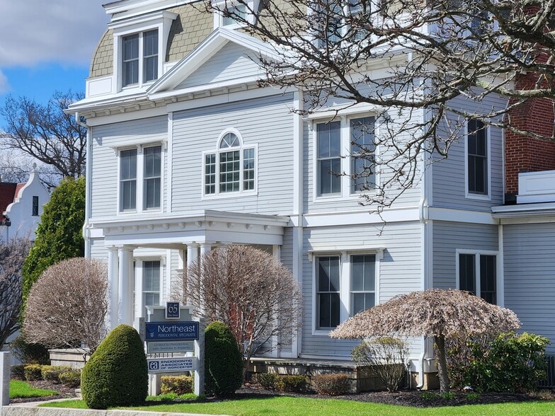 65 Elm St, Worcester, MA for lease - Building Photo - Image 2 of 11