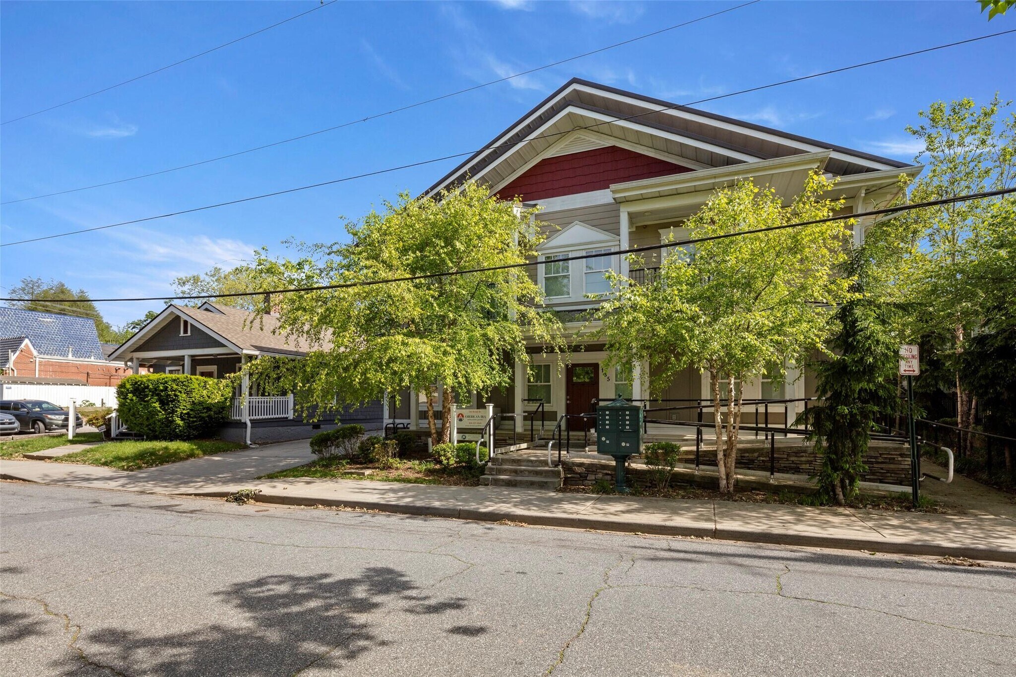 135 Broad St, Asheville, NC à vendre Photo principale- Image 1 de 28