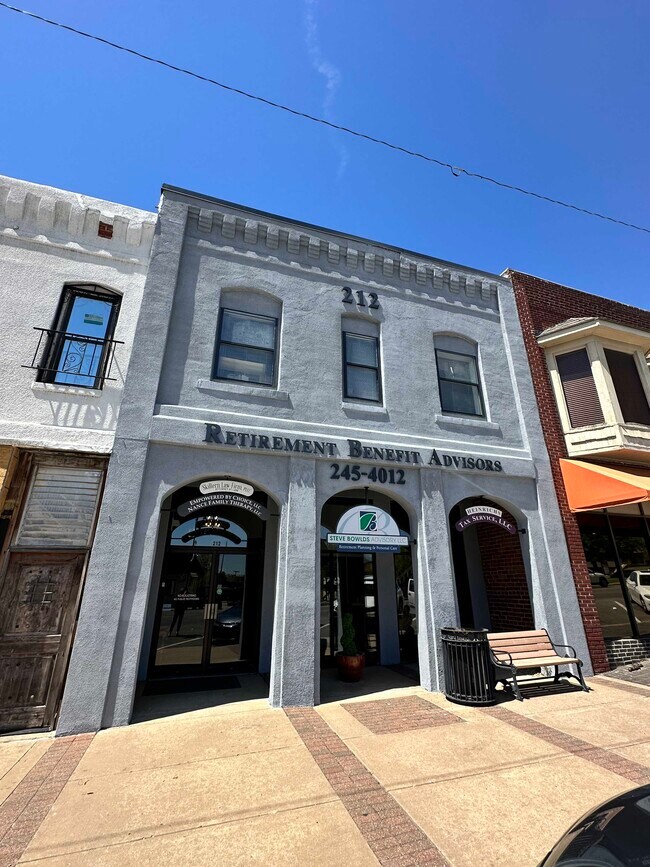 Plus de détails pour 212 N Main St, Sand Springs, OK - Bureau à vendre