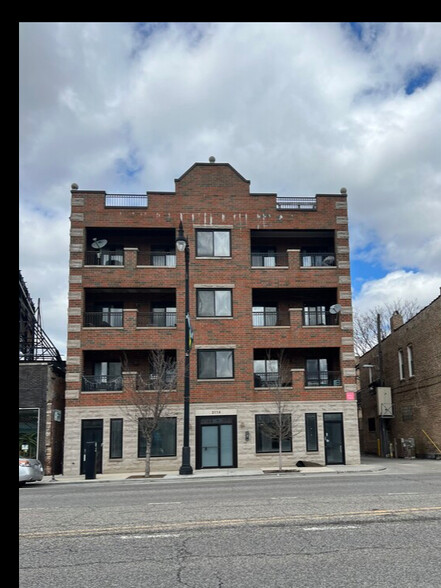 3114 W Irving Park Rd, Chicago, IL à vendre - Photo du bâtiment - Image 1 de 1