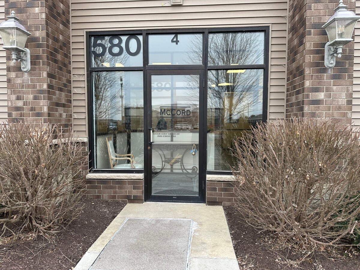 580 Madison Ave, North Liberty, IA 52317 - Unité 4 - - Photo intérieure - Image 2 of 46