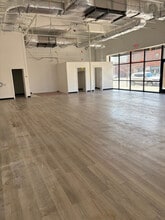 307 W Elizabeth Ave, Linden, NJ à louer Photo intérieure- Image 2 de 3