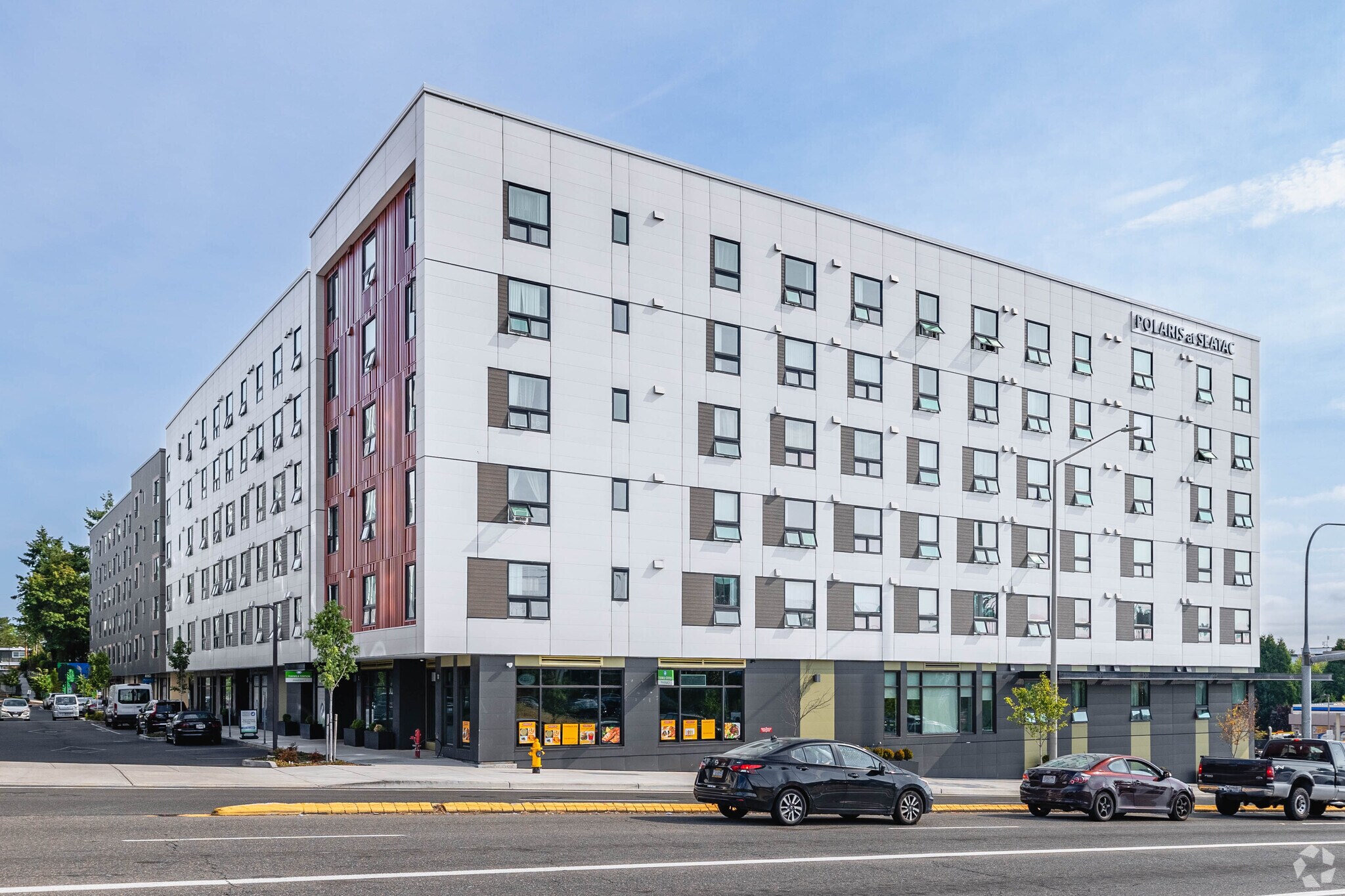 15300 33rd Ave S, Seatac, WA for lease Primary Photo- Image 1 of 84